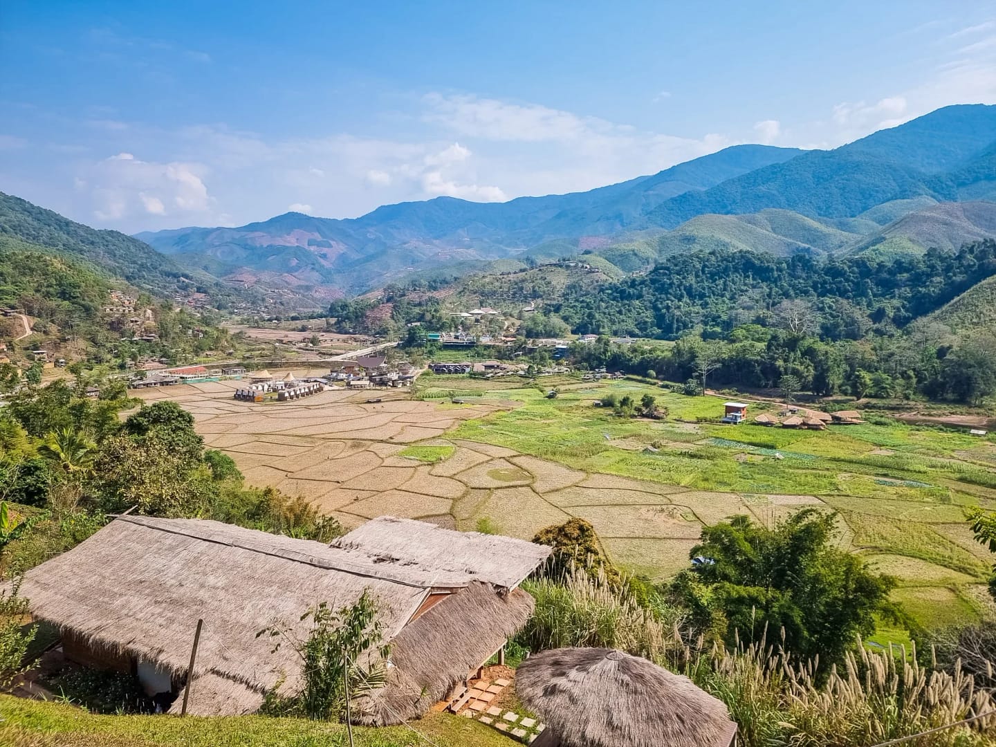 vue globale de sapan province de nan thailande