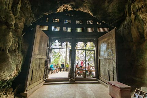 grottes pak ou - croisière mekong laos