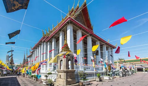 ubosot wat pho bangkok