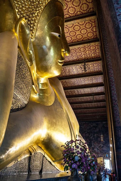 bouddha couche wat pho bangkok