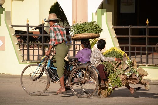 rickshaw pathein birmanie