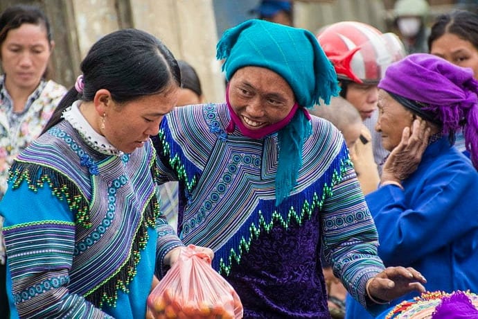 minorités ethniques marché Lung Phin - Bac Ha Vietnam