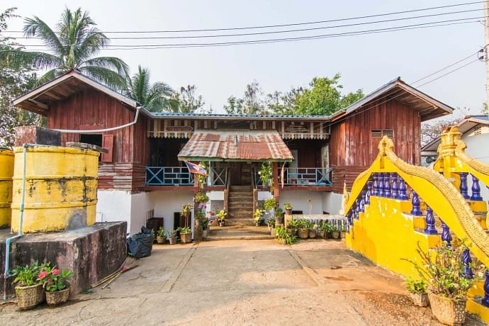 temple huay xai - laos