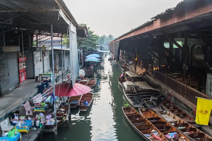 marché damnoen saduak tot matin