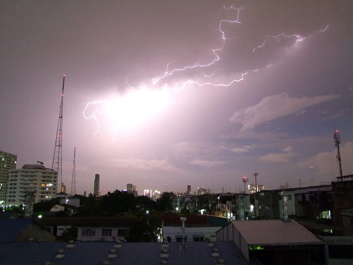 orage bangkok mai