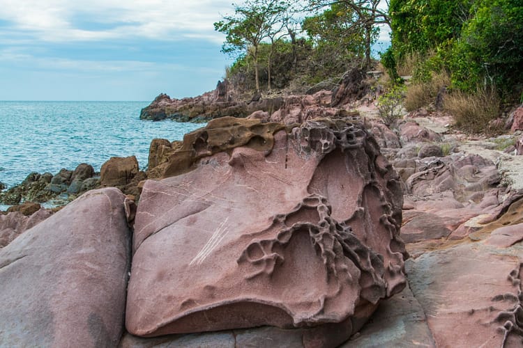 rocher kung krabaeng wildlife sanctuary - chao lao - chanthaburi