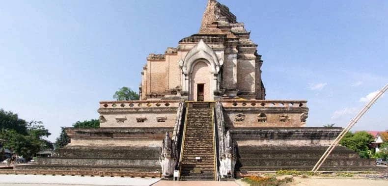 temple wat chedi luang à chiang mai