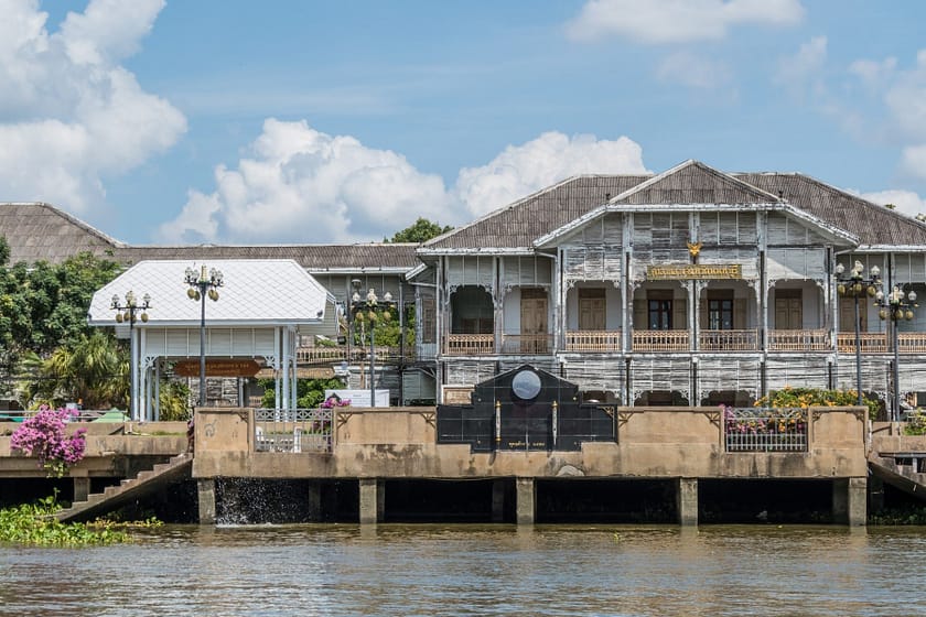 batiment musee nonthaburi arret bateau n30