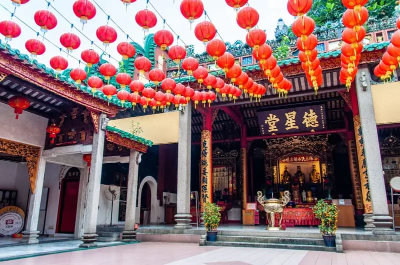 cour-interieure-Chan-She-Shu-Yuen-Clan-Ancestral-Hall-kuala-lumpur