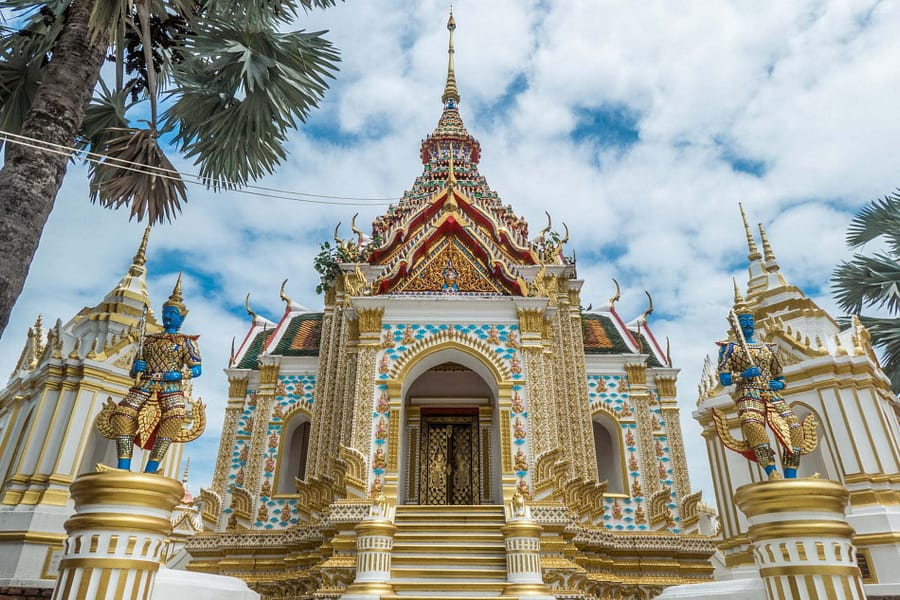 structure au Wat Klang Bang Kaeo - nakhon chai si