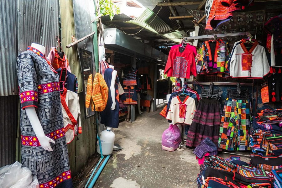 au marché hmong chiang mai