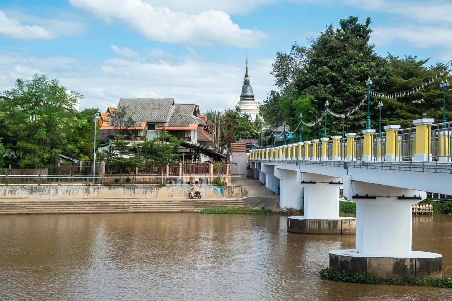 pont chansom memorial wat ket karam - chiang mai