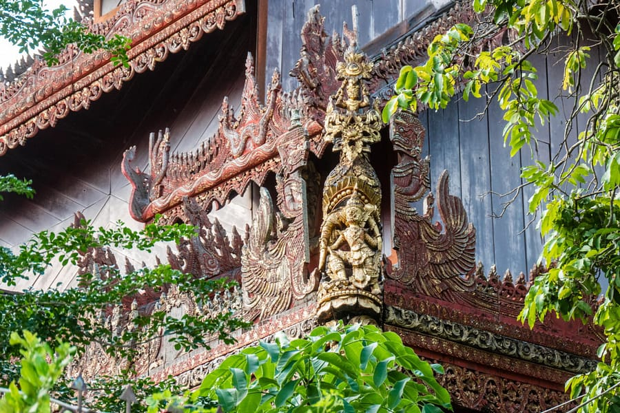 detail toiture wat pa pao - chiang mai