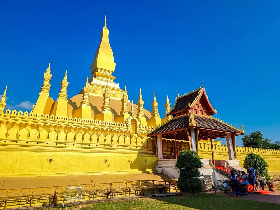 lieu priere that luang vientiane