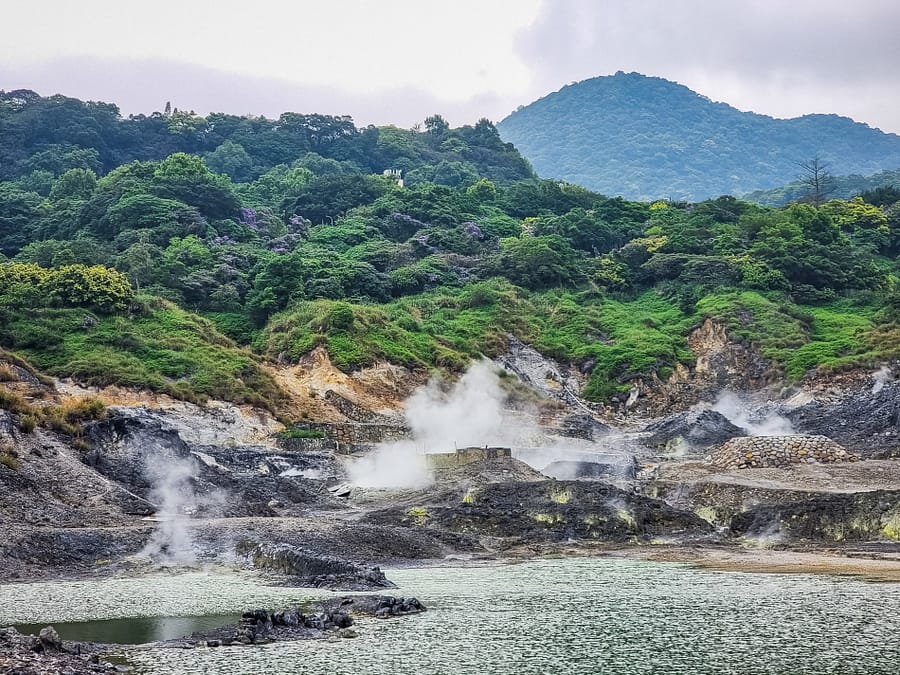 fumerolles vallee soufre beitou new taipei