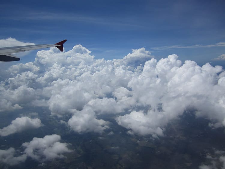 nuages depart indonesie bali - retour thailande